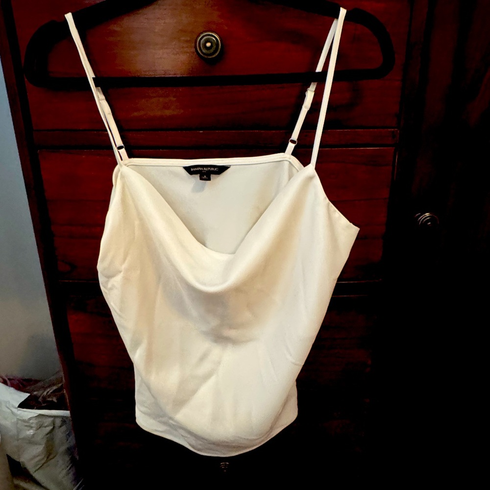 Banana Republic Cream Silk camisole Size S